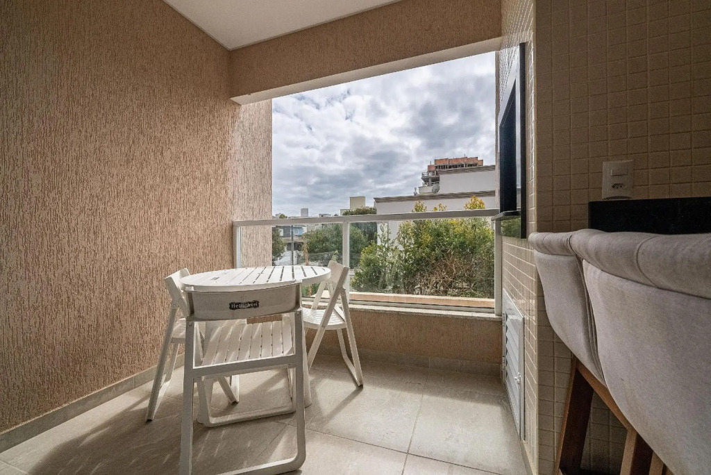 170 - Lindíssimo apartamento na Praia de Mariscal
