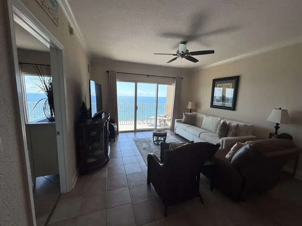 Crystal Shores West 707