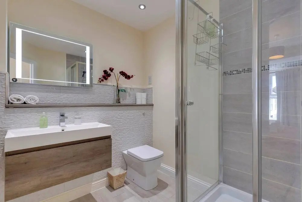 Modern Cambridge Home Business & Holiday Stays