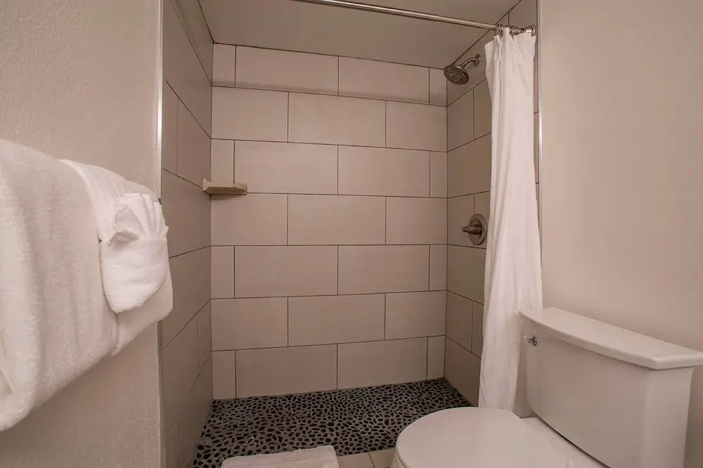 Kamaole Sands 3404 - Two Bedroom Condo