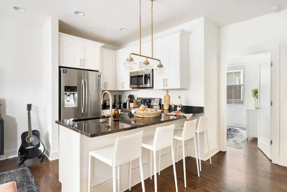 Hart Suite Buyout 7 by Avantstay Two Nashville Town Houses w/ Stunning Amenities & Design