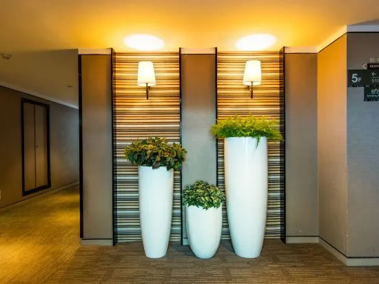 Homeinn Plus Hotel