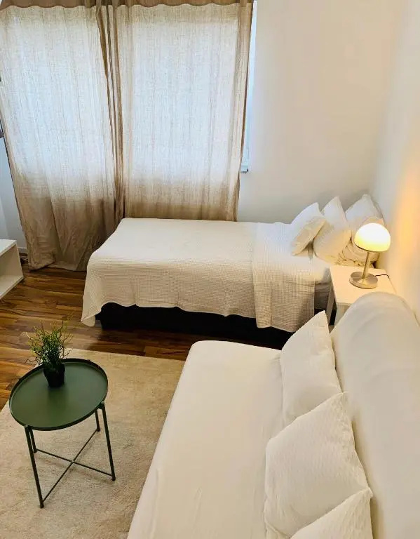 Top renoviertes Apartement in bester Lage von Homburg- 5 Fußminuten zur Uniklinik