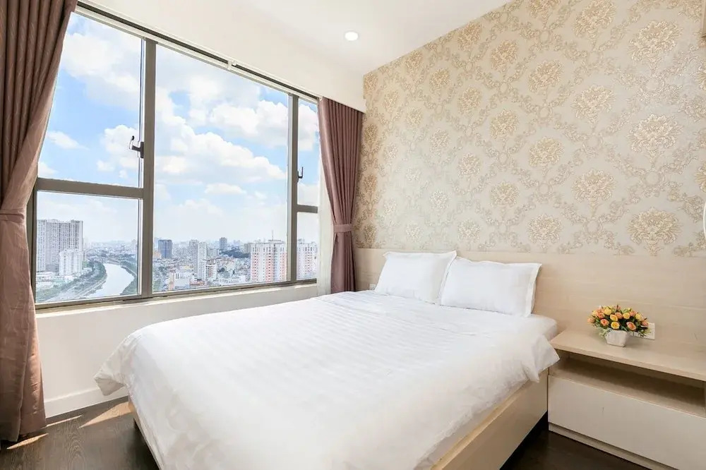 Rivergate Luxe - Central Saigon Stay