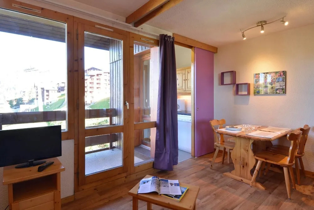 Belle Plagne Studio on the Resort Center for 4 People of 28 mÂ² Be640