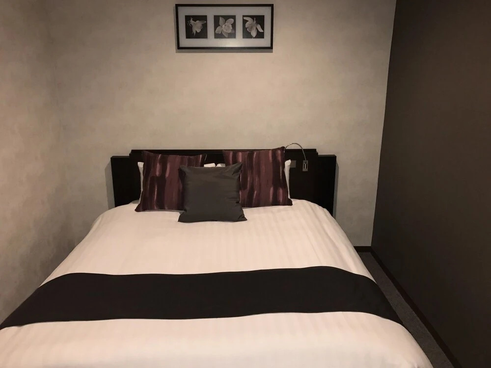 Akasaka Crystal Hotel - Adults Only