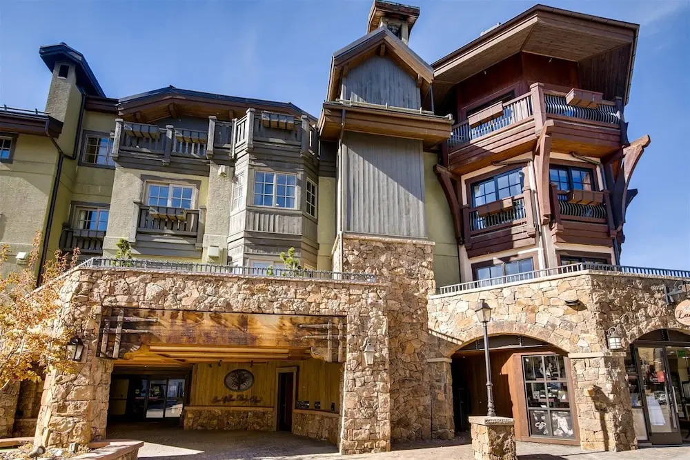 1-#36 One Willow Bridge 3BD