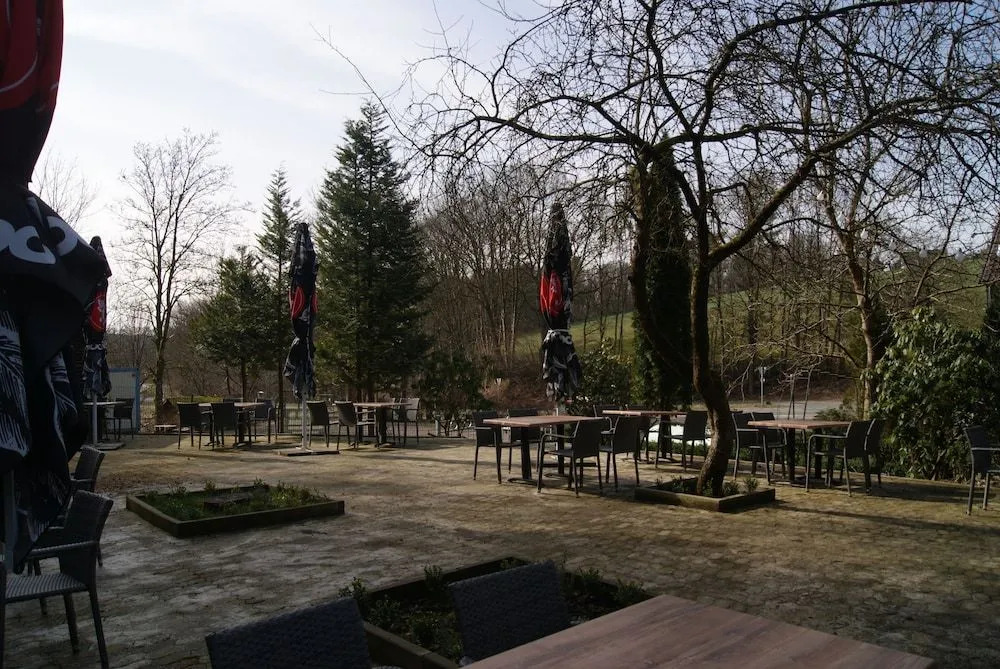 SILONCE Hotels & Restaurant