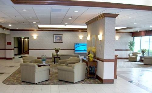 The Moraine Inn Suites & Conference Center