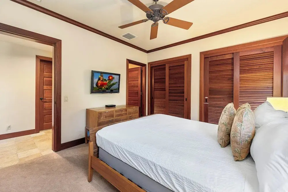 Family-friendly & Romantic Getaway - Beach Club Access- Vrkcv
