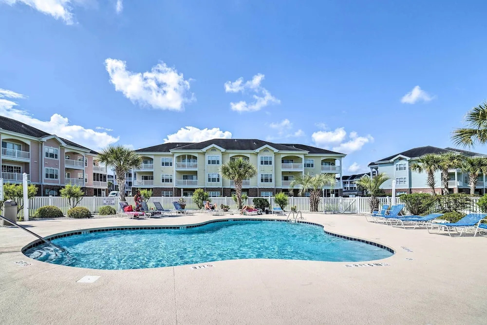 2 Mi to Ocean: Myrtle Beach Condo w/ Balcony