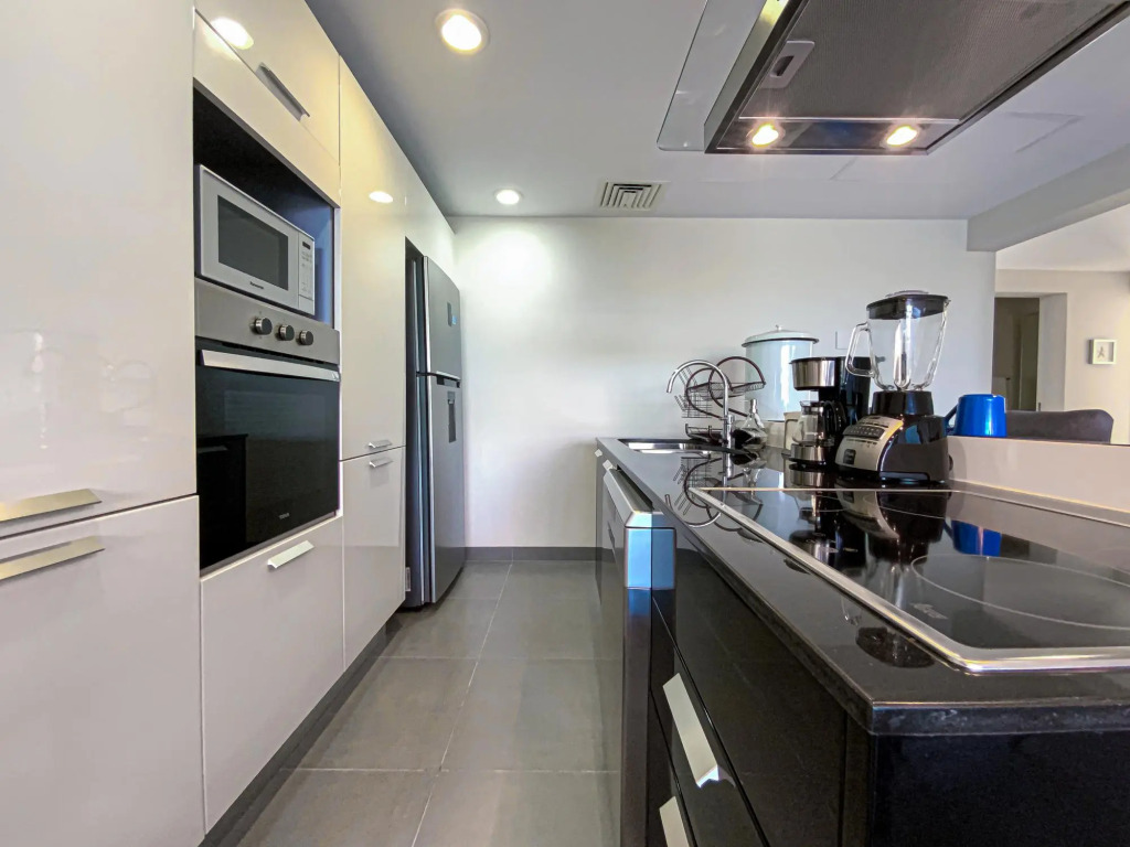 Spectacular & Luxurious Apartment Playa del Carmen Rooftop Pool, Golf Course & Tennis Court
