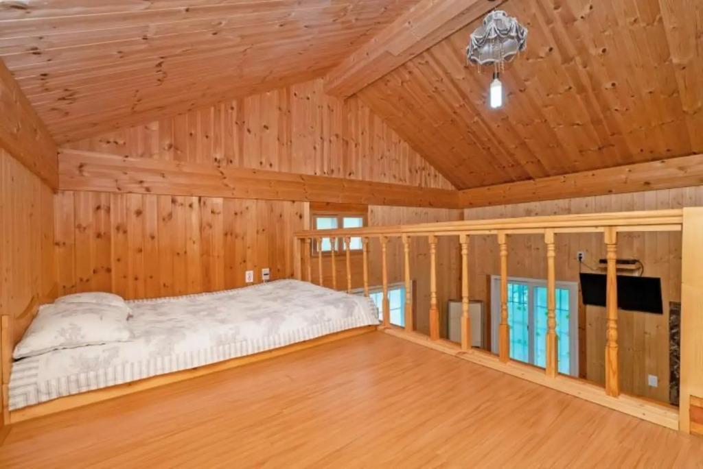 Ulsan Chereville Pension(철구소쉐르빌펜션)