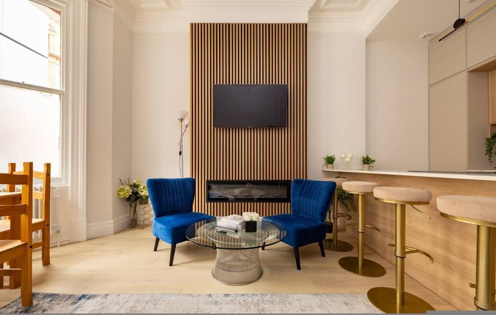 London Lovers - Newly Refurbished 2 BR in Chelsea