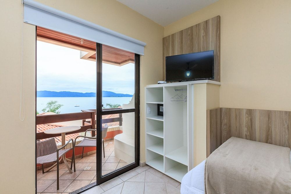 Letto Hotel Jurere Guest House