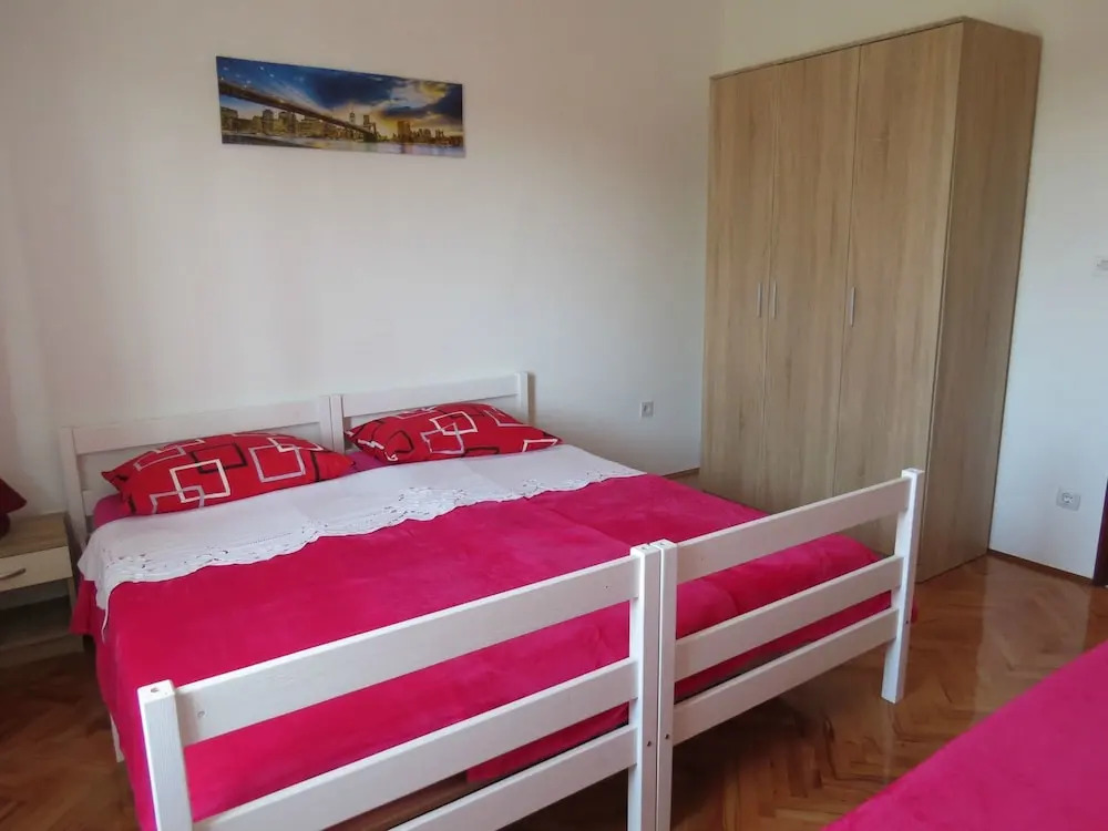 Apartments Elvira