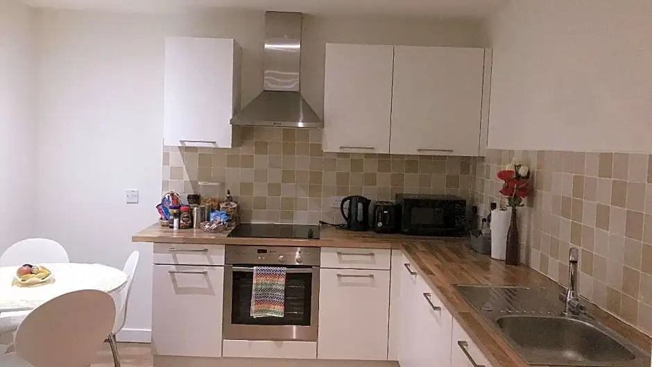 Heart Of Aberdeen City Centre 3 Bedrooms Apartment