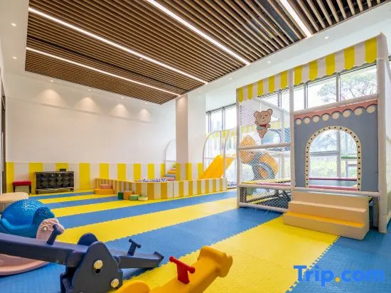 Haitang Bay Hongtai Seaview Holiday Apartment