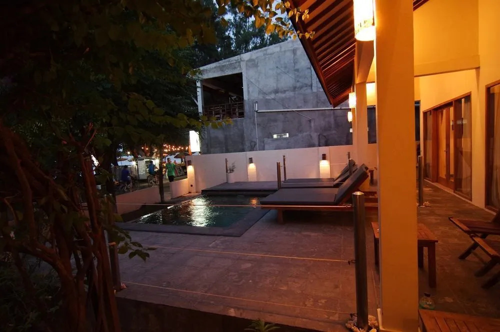 Kelapa Kecil