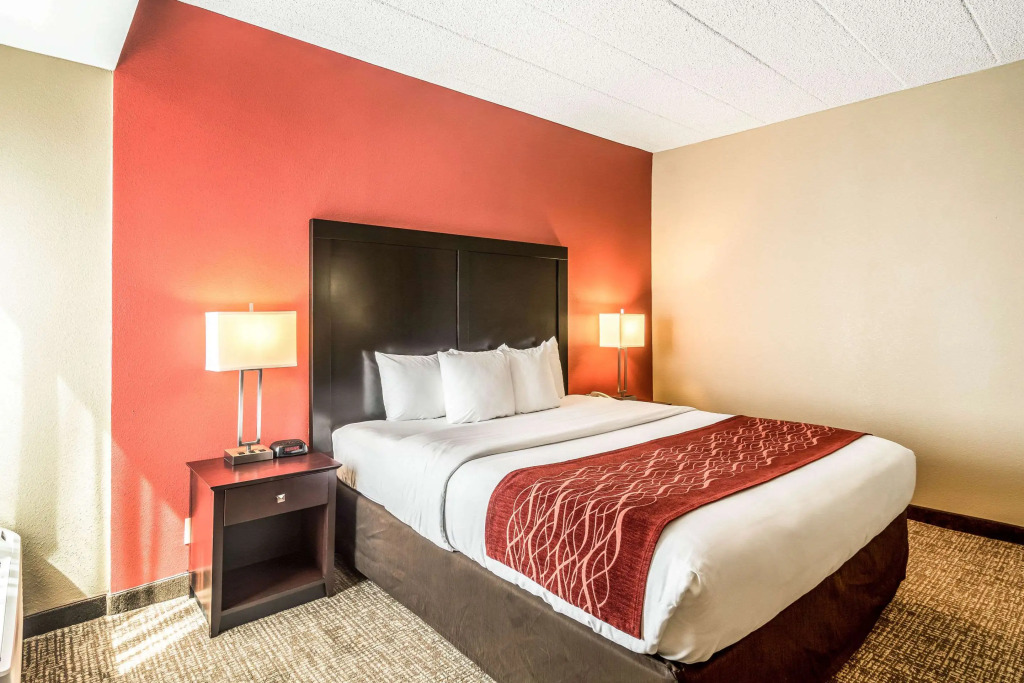 Spark by Hilton Des Plaines Chicago OHare