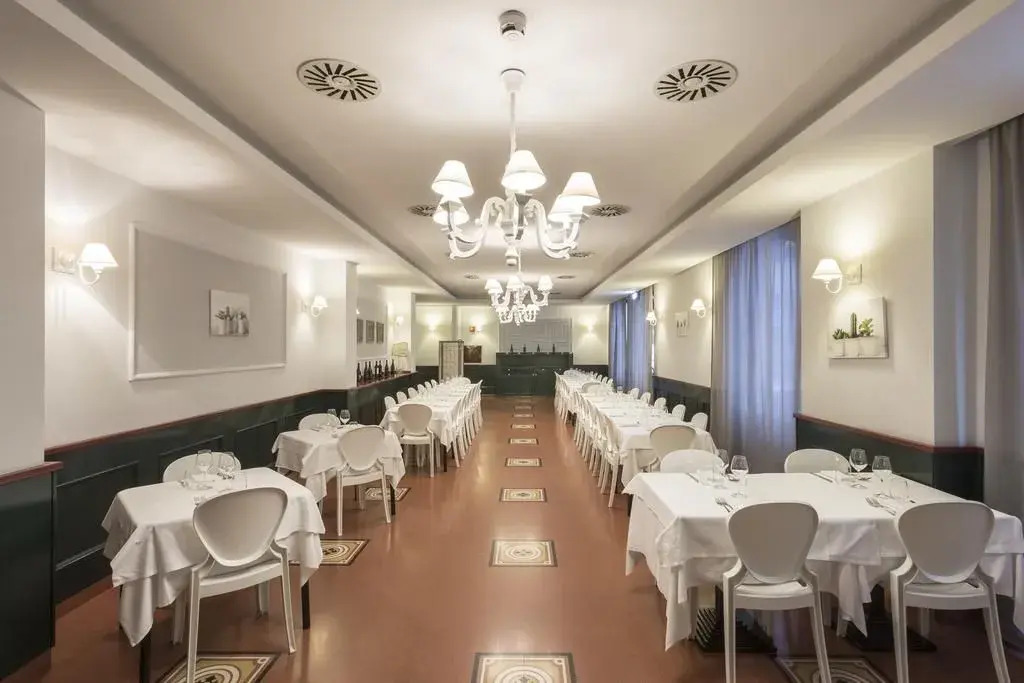 Hotel Montreal