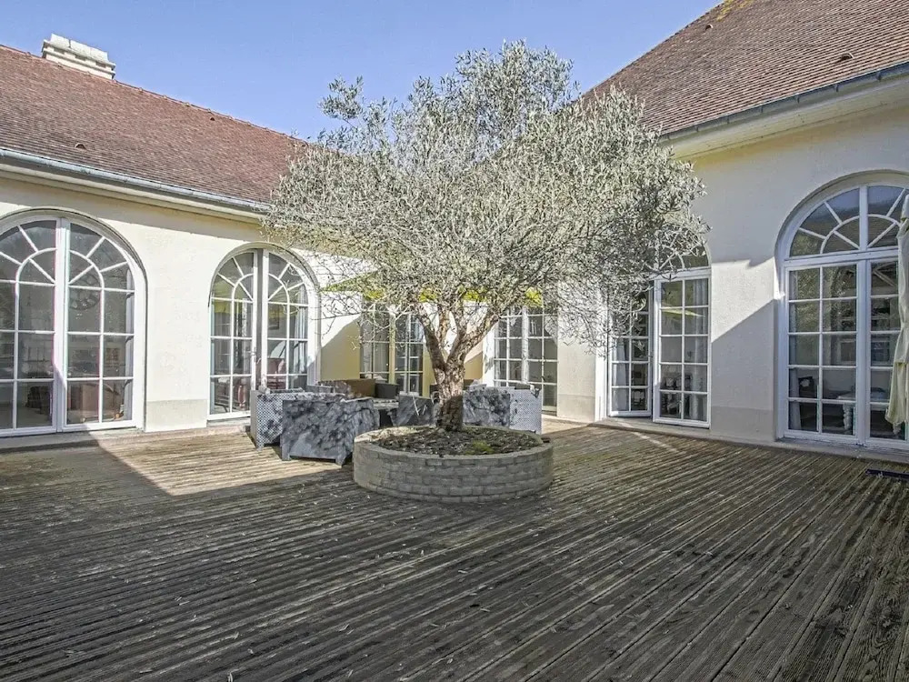 Spacious holiday home in Aure sur Mer with garden