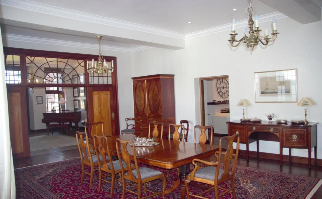 Vredenburg Manor House