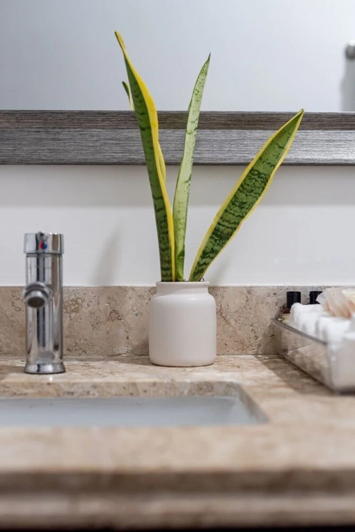 Sabbia 4201-3 Bedrooms ALL IN Suite Condo