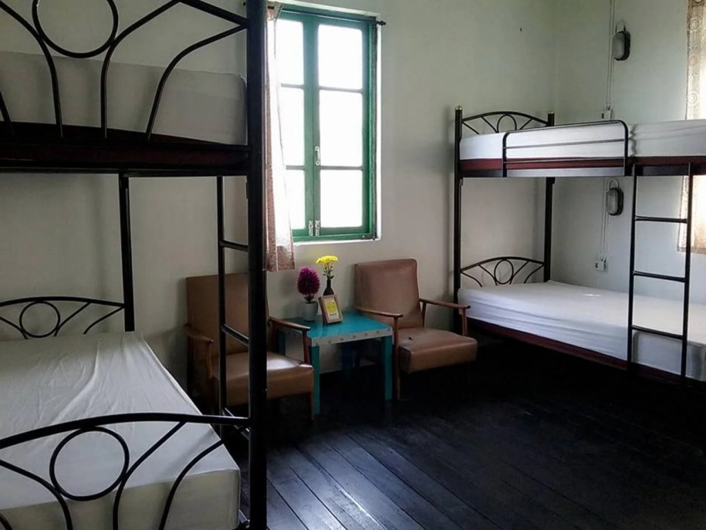 Hipstel Hostel & Bistro at Huahin 55