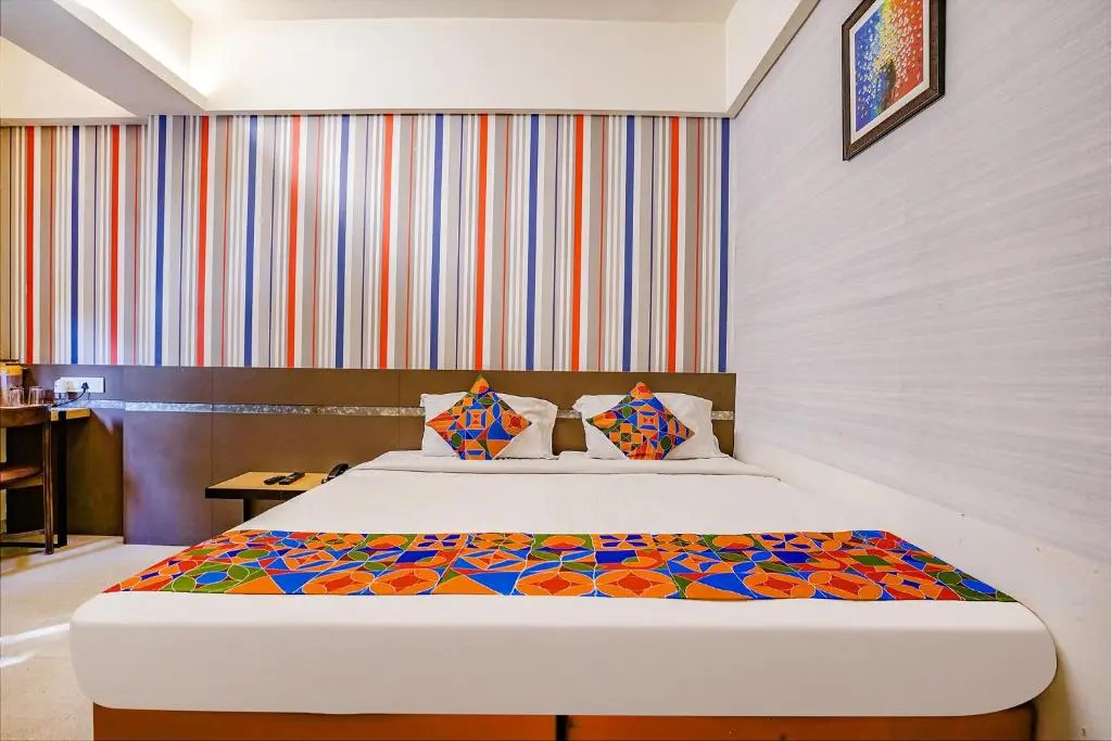 FabHotel Gargi Deluxe - Nr Raja Dinekar Musuem