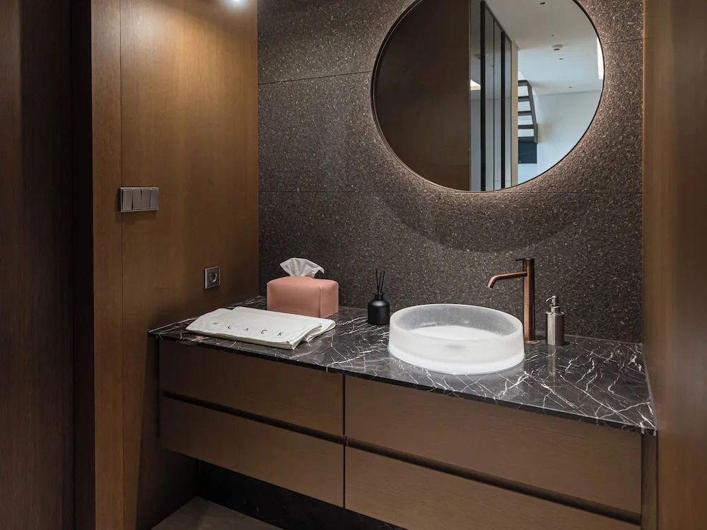 Caelum Black Gangnam Luxury Residence 카일룸블랙 강남 럭셔리 레지던스