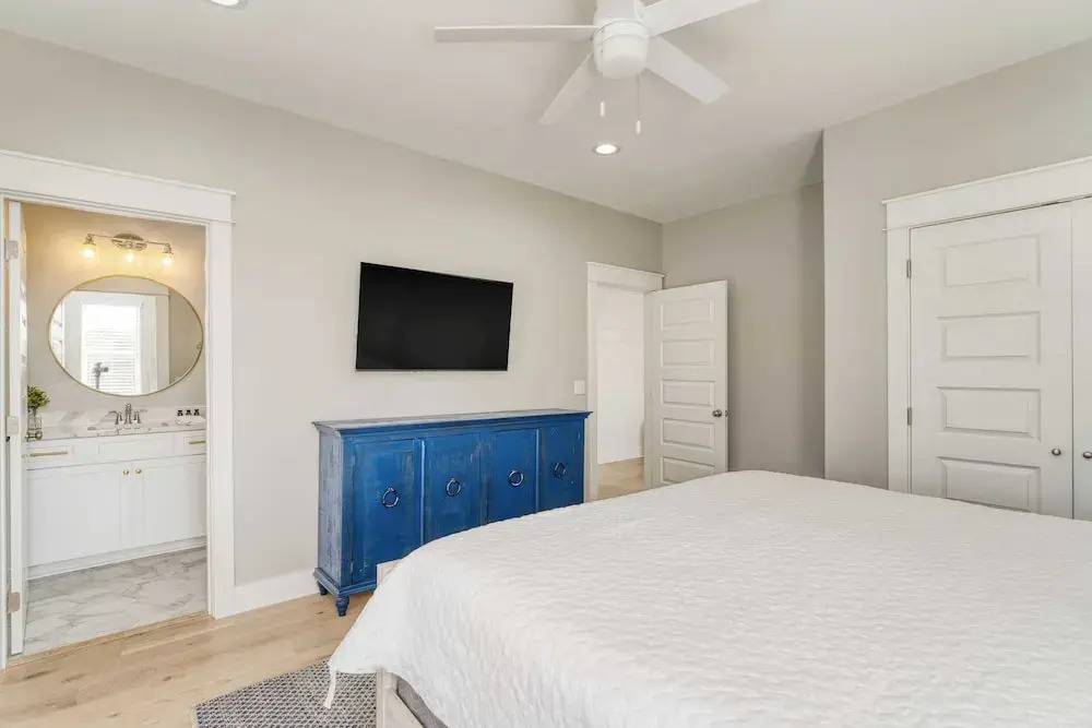 Sunfish Elegance by Avantstay Beach Access at an Indoor/outdoor Paradise