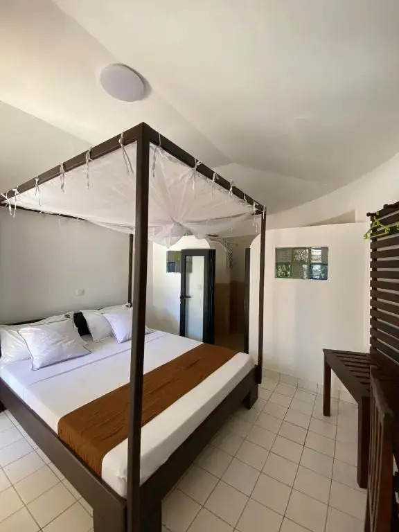 Le Tropicana
