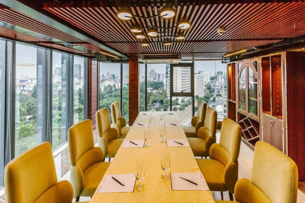 Winsuites Saigon Hotel - Complimentary Afternoon Tea & Refreshments