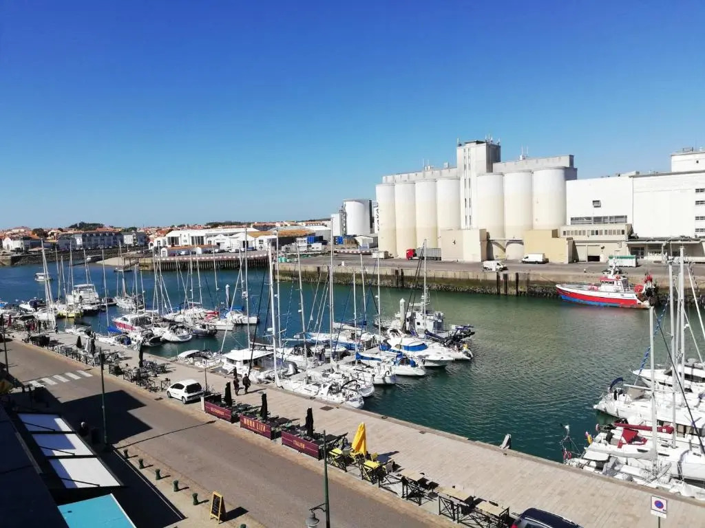 Appartement Les Sables-d'Olonne, 3 pièces, 6 personnes - FR-1-385-16