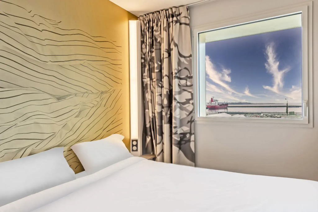 B&B HOTEL Brest Centre Port de Commerce