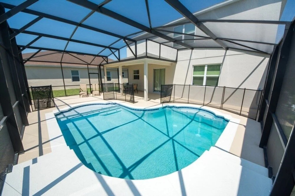 Very Private Pool No Neighbors In Rear! 4 Bedroom Home