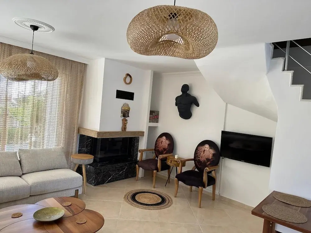 Detached House With Pool in Alacati