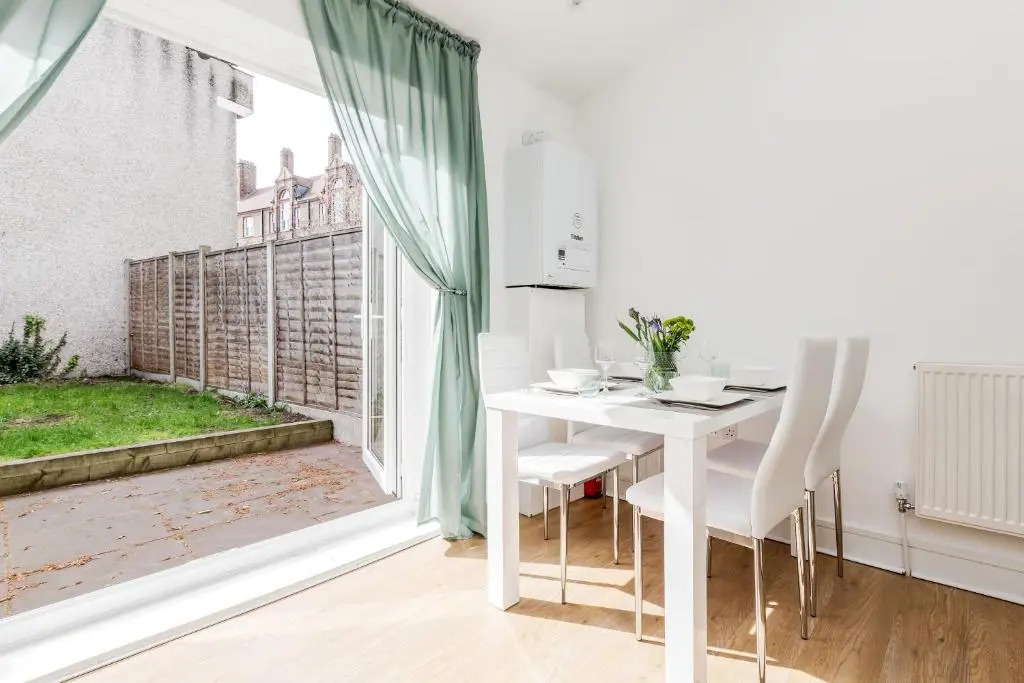 Serviced Apartment /Excel/ Olympic city/ O2 arena
