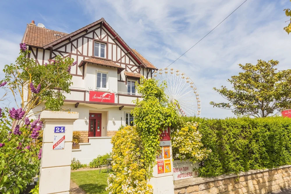 La Villa Les Mots Passants