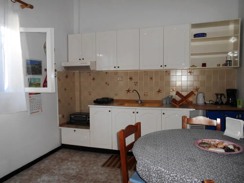 Holiday Apartment With sea View and Mountains View