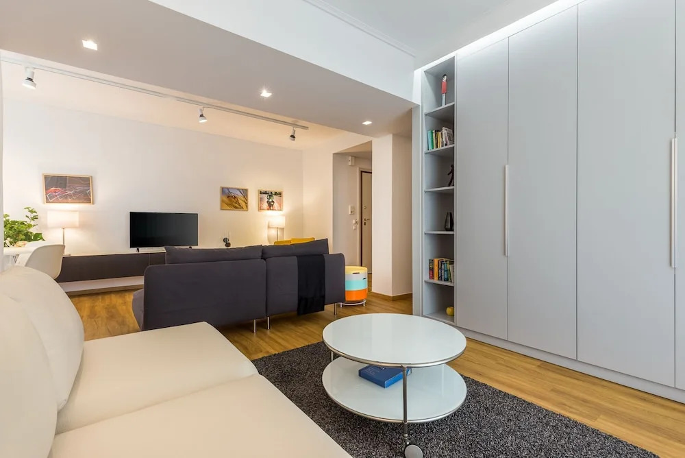 Elegant apartment - Vouliagmeni