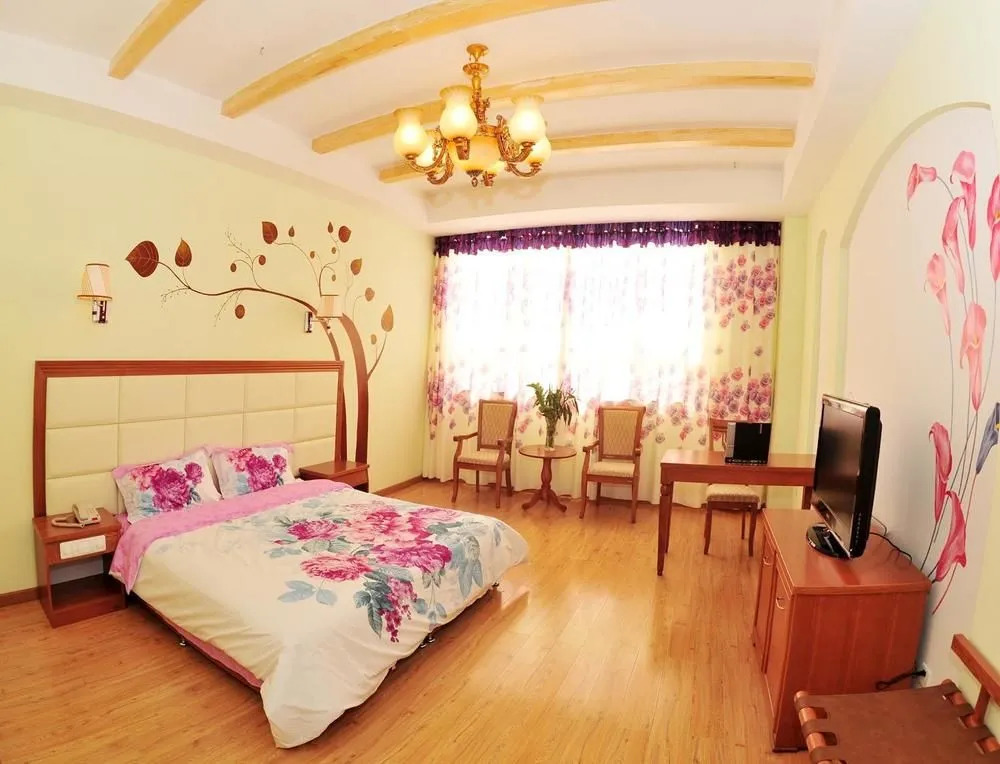 Zhucheng Long Yun Holiday Inn