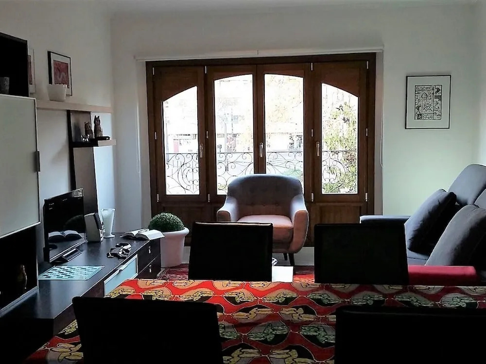 Precioso apartamento al lado de las Torres de Serrano