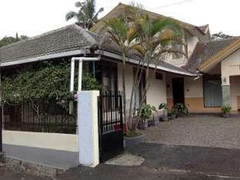 Wisma Hegarmanah Guesthouse