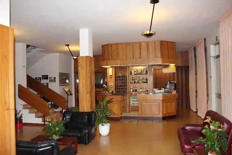 Hotel Eden