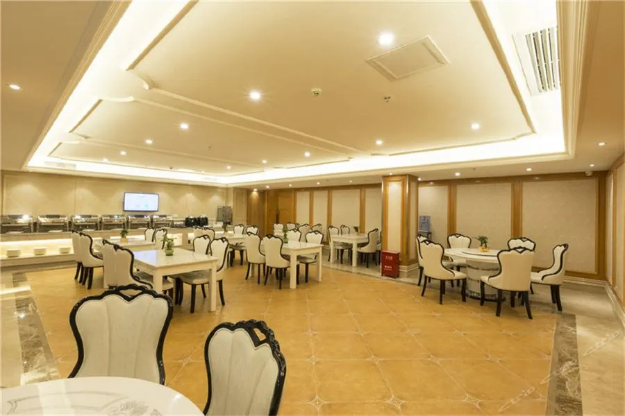 Vienna Hotel Guangzhou Baiyun Lake Jinbo Plaza Pingsha