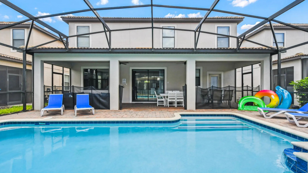 Spacious 8BD 5BA Home W Pool Theater Near Disney