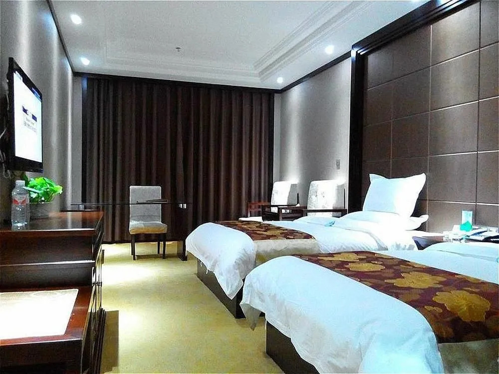 Dengfeng Green Hotel