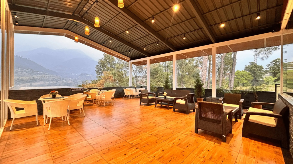 juSTa Palampur Resort & Convention Centre